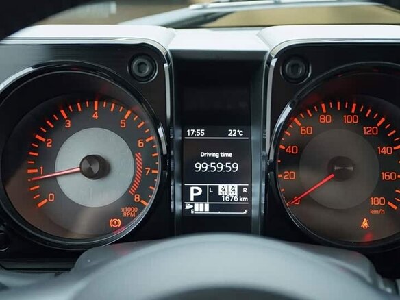 2024 Suzuki Jimny IV, бежевый, 3674757 рублей - вид 4