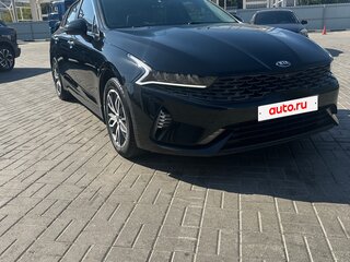2021 Kia K5 III, чёрный, 2200000 рублей, вид 1