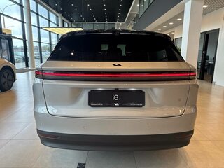 2026 Li Auto (Lixiang) i6, серебристый, 5500000 рублей, вид 4