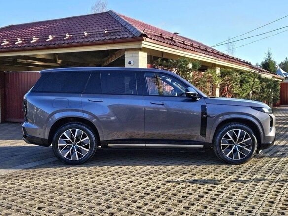 2026 GAC Trumpchi S7 I, серебристый - вид 3