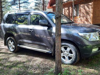 2011 Toyota Land Cruiser 200 Series, серый, 3100000 рублей, вид 5