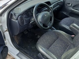 2002 Renault Megane I Рестайлинг, белый, 230000 рублей, вид 4