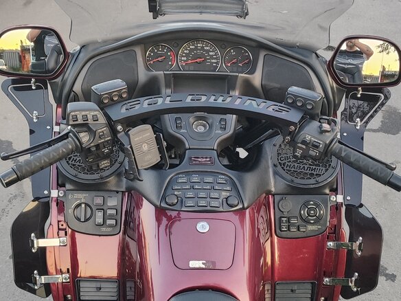 2006 Honda GL 1800 Gold Wing, красный, 1100000 рублей - вид 6