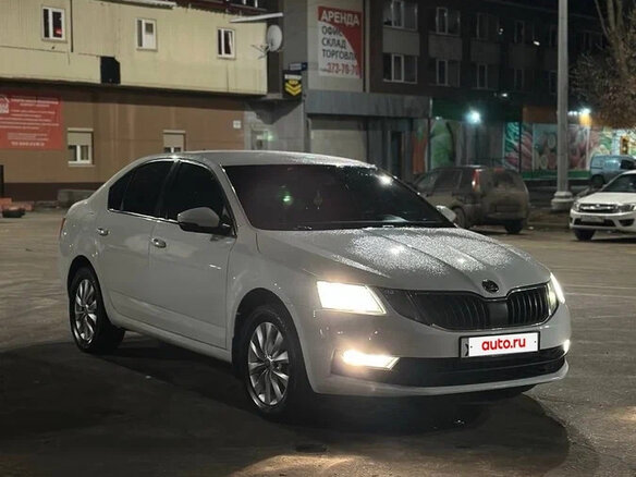 2018 Skoda Octavia III (A7) Рестайлинг, белый