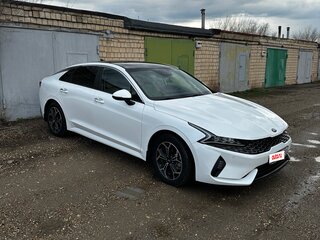 2020 Kia K5 III, белый, 2600000 рублей, вид 3