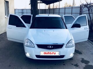 2015 Lada (ВАЗ) Priora I Рестайлинг, белый, 630000 рублей, вид 3