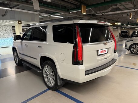 2018 Cadillac Escalade IV, белый, 4250000 рублей, вид 3