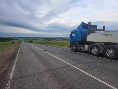 2007 Scania P-series, синий, 2500000 рублей, вид 3