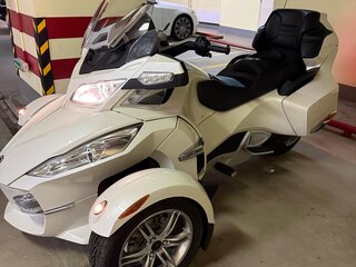 2011 BRP Can-Am Spyder, белый, 1500000 рублей, вид 3