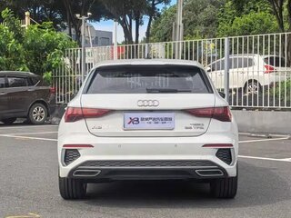 2022 Audi A3 Sportback 35 TFSI IV (8Y), белый, 1913000 рублей, вид 5