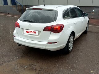 2012 Opel Astra J, белый, 470000 рублей, вид 3