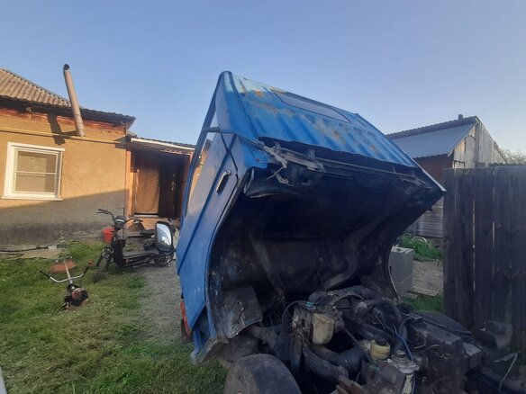 1988 Mazda Titan, синий, 500000 рублей - вид 13
