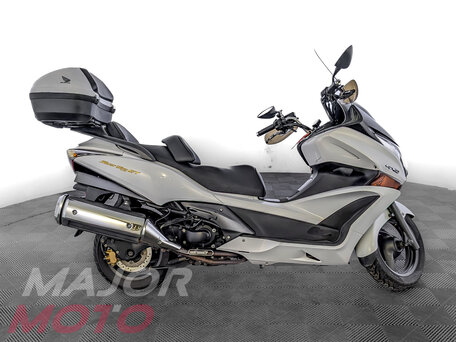 2016 Honda Silver Wing 600, белый, 549000 рублей, вид 1