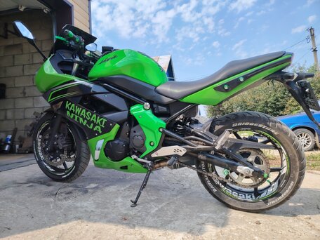 2012 Kawasaki Ninja 400, зелёный, 370000 рублей, вид 1