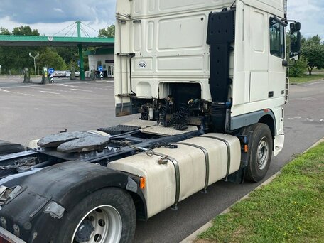 2006 DAF XF 95, белый, 1500000 рублей, вид 5