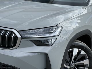 2025 Skoda Kodiaq II, серый, 6150000 рублей, вид 5