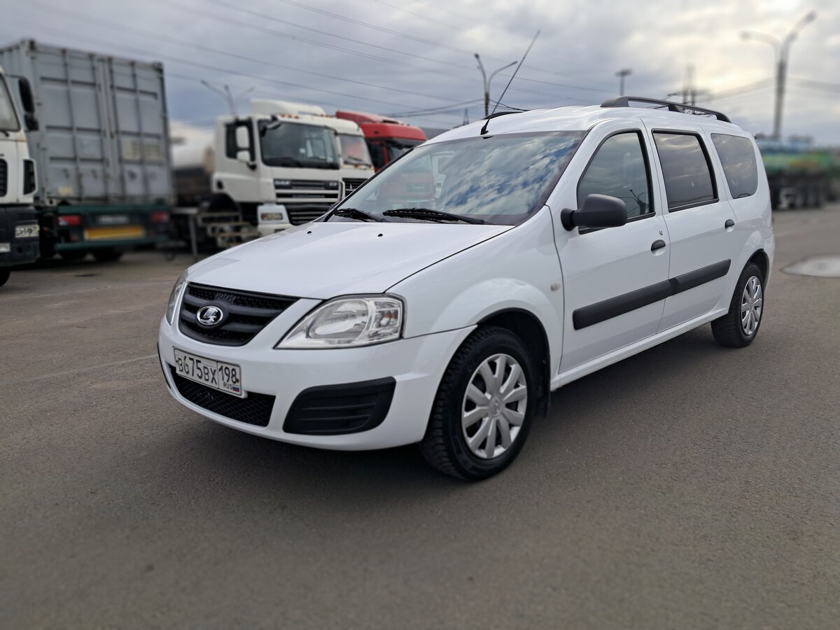 Открыть фотографии: Lada (ВАЗ) Largus I