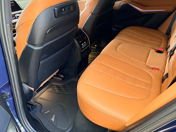 2021 BMW X5 40i IV (G05/G18), синий, 7700000 рублей - вид 18