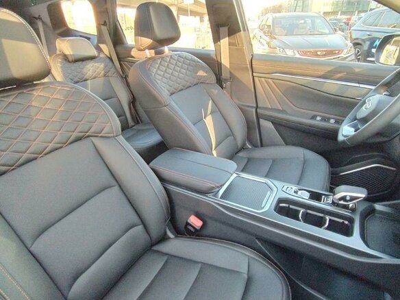 2026 Geely Okavango I Рестайлинг, синий, 4085990 рублей - вид 6
