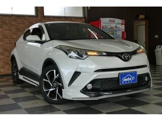 2017 Toyota C-HR I, белый, 1695000 рублей, вид 1