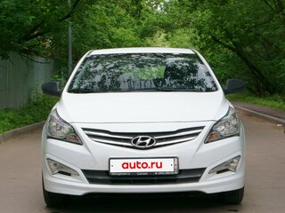 2014 Hyundai Solaris I Рестайлинг, белый, 1250000 рублей, вид 2