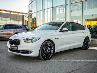2012 BMW 5 серии Gran Turismo 530d xDrive VI (F10/F11/F07), белый, 1999000 рублей, вид 3