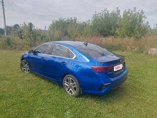 2021 Kia Cerato IV, синий, 2150000 рублей, вид 4