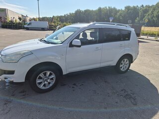 2012 Citroen C-Crosser, белый, 1100000 рублей, вид 4