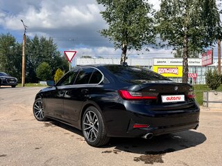 2019 BMW 3 серии 330i xDrive VII (G2x), чёрный, 3000000 рублей, вид 4