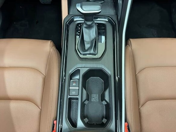 2024 Geely Vision X6 Pro, белый, 1060000 рублей - вид 16