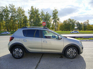 2017 Renault Sandero Stepway II, бежевый, 653000 рублей, вид 4