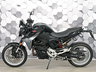 2022 BMW F 900 R, чёрный, 879000 рублей, вид 2