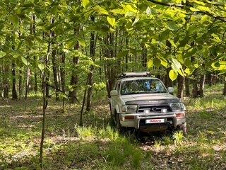 1997 Toyota Hilux Surf III, серебристый, 1000000 рублей, вид 1