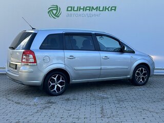 2012 Opel Zafira B Рестайлинг, серебристый, 640000 рублей, вид 5