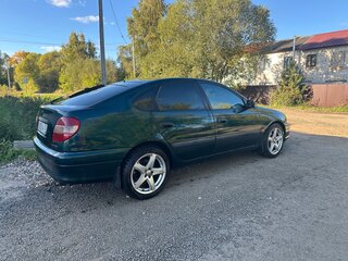 2000 Toyota Avensis I Рестайлинг, зелёный, 485000 рублей, вид 4