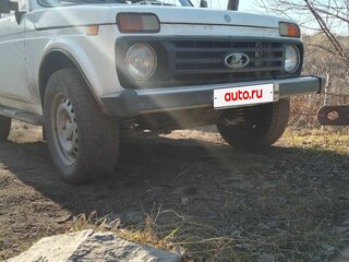 1994 Lada (ВАЗ) 2121 (4x4) I Рестайлинг, белый, 250000 рублей, вид 2