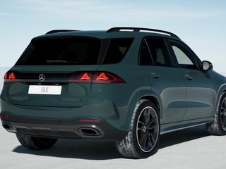 2026 Mercedes-Benz GLE 450 d II (V167) Рестайлинг 2, зелёный, 19700000 рублей, вид 4