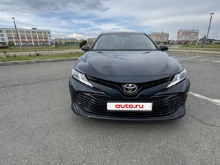 2018 Toyota Camry VIII (XV70), синий, 2150000 рублей, вид 4