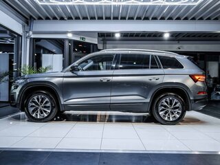 2023 Skoda Kodiaq I Рестайлинг, серый, 3956000 рублей, вид 5
