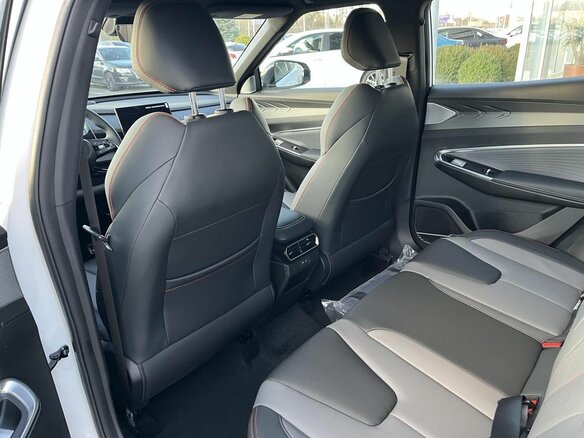 2026 Geely Cityray, белый, 3204990 рублей - вид 12
