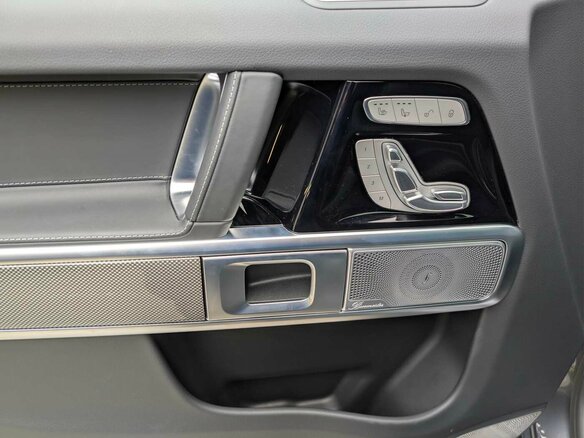 2026 Mercedes-Benz G-Класс 450 d III (W465) Рестайлинг, чёрный - вид 4