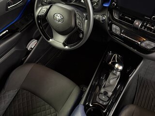 2021 Toyota C-HR I Рестайлинг, белый, 2500000 рублей, вид 5
