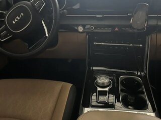 2022 Kia Carnival IV, чёрный, 3900000 рублей, вид 5