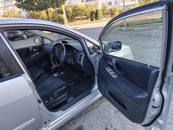 2003 Suzuki Aerio, серебристый, 260000 рублей - вид 14