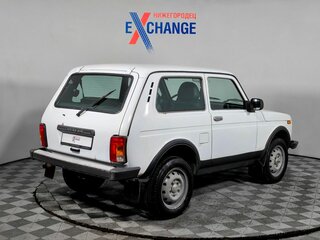 2014 Lada (ВАЗ) 2121 (4x4) I Рестайлинг, белый, 370000 рублей, вид 3