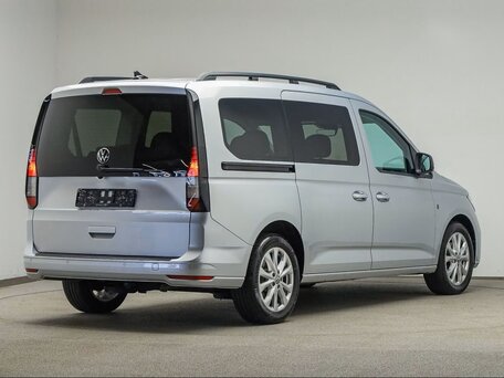 2022 Volkswagen Caddy Maxi V, серебристый, 3790000 рублей, вид 4