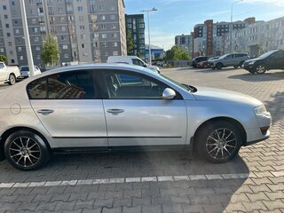 2008 Volkswagen Passat B6, серебристый, 480000 рублей, вид 3