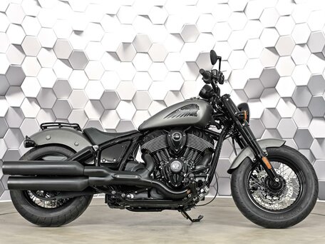 2023 Indian Chief Bobber, серый, 1699000 рублей, вид 4