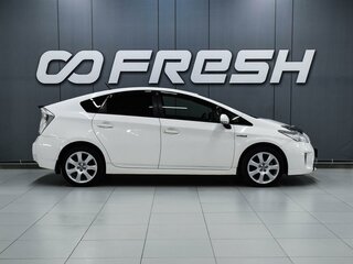 2015 Toyota Prius III Рестайлинг (XW30), белый, 1189000 рублей, вид 5