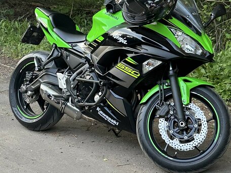 2018 Kawasaki Ninja 650, зелёный, 690000 рублей, вид 3